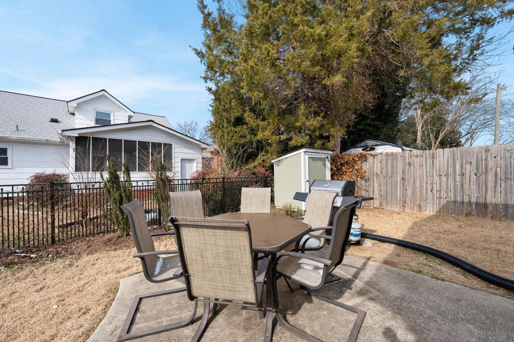 Charming Dt 3-Bed Bungalow With Fenced-In Yard Raleigh Exterior foto